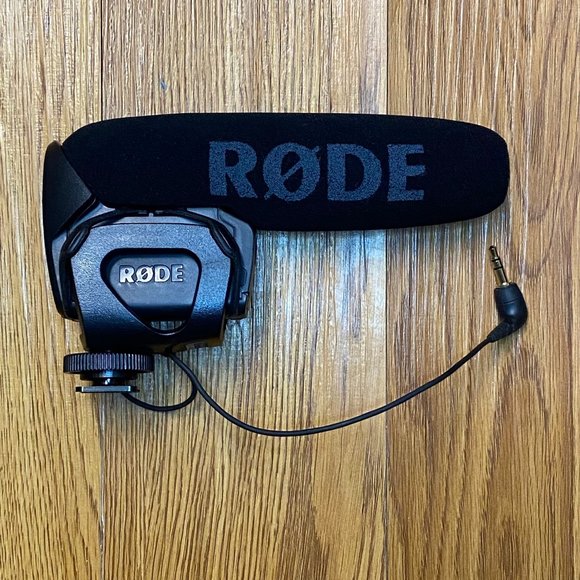 Rode VideoMic Pro Compact Shotgun Microphone - Picture 7 of 8